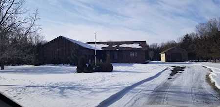 9400 Oak Dr Bismarck, ND 58503