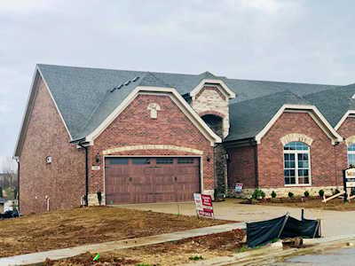 115 Pembridge Ct Louisville, KY 40245