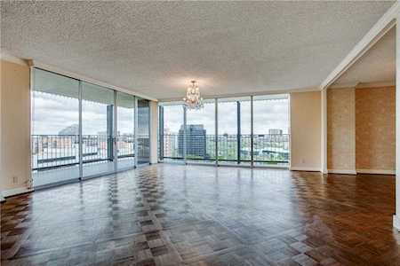 3310 Fairmount Street #P1B Dallas, TX 75201