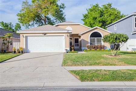 1915 Shannon Lane Apopka, FL 32703