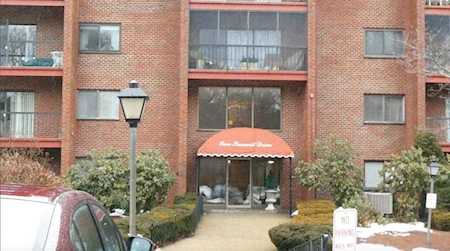 2 Summit Drive #65 Reading, MA 01867