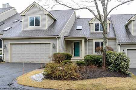 1304 Magnolia Dr #1304 Wayland, MA 01778