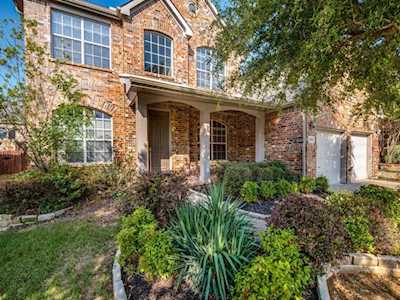 909 Moss Cliff Circle Mckinney, TX 75071