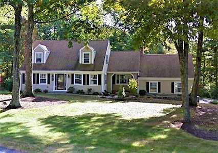 23 Nicholas Rd Hopkinton, MA 01748