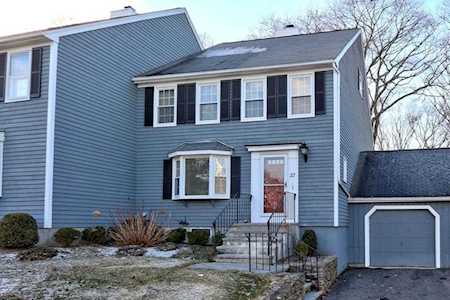 27 Fairway Circle #27 Natick, MA 01760