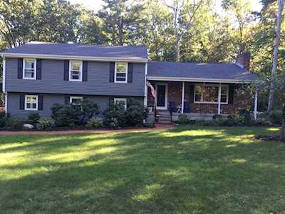 29 Teresa Road Hopkinton, MA 01748