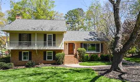 7525 Whistlestop Rd Charlotte, NC 28210