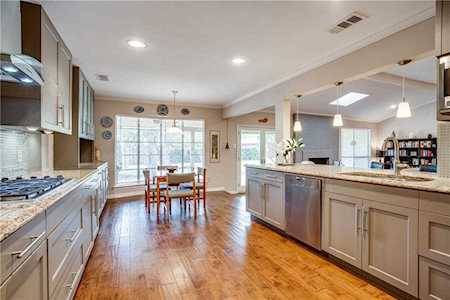 3741 Pallos Verdas Drive Dallas, TX 75229