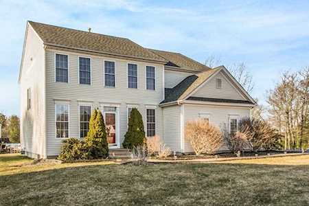 13 Blackstone Lane Grafton, MA 01560