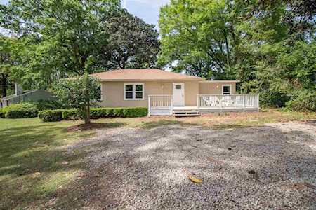 1510 Apakin Nene Tallahassee, FL 32301