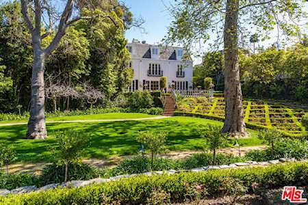 232 S Rimpau Boulevard Los Angeles, CA 90004