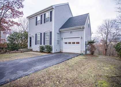 23 Farrington St Foxboro, MA 02035