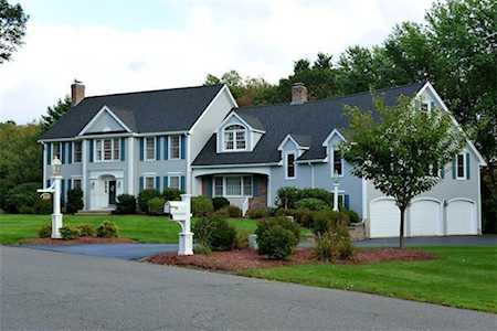 338 Blue Ridge Rd North Andover, MA 01845