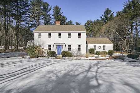 76 W Elm St Hopkinton, MA 01748