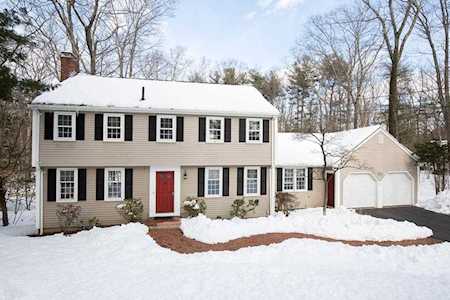 62 Woodridge Rd Wayland, MA 01778