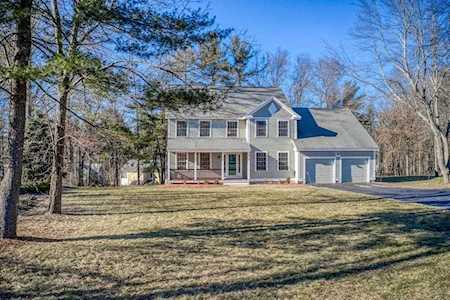 12 Captain Handley Rd Acton, MA 01720