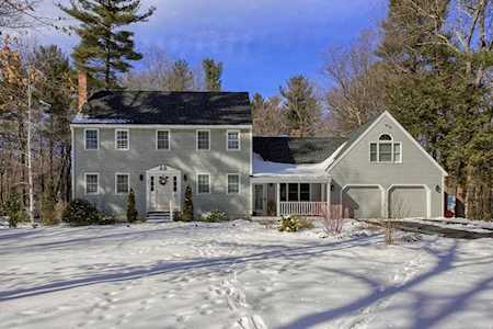 62 Castle Dr Groton, MA 01450