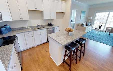 22 Farmstead Lane #402 Sudbury, MA 01776