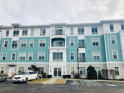 4 Repton Cir #4215 Watertown, MA 02472
