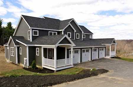 16 Shamrock #16 Sterling, MA 01564