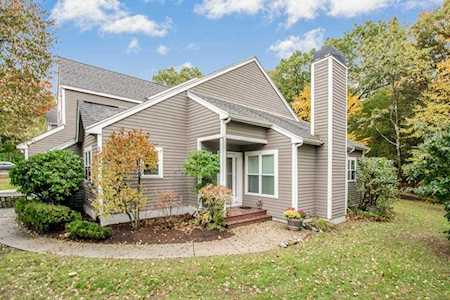 94 Bishops Forest Dr #94 Waltham, MA 02452