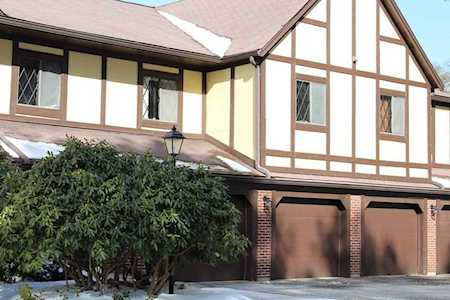 29 Rainbow Pond Dr #D2 Walpole, MA 02081
