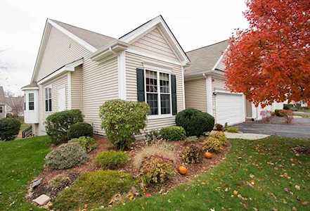 29 Arbor Glen Dr #29 Stow, MA 01775