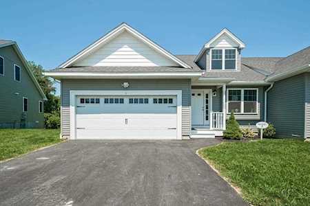 25 Emily Drive #Blackstone Millbury, MA 01527