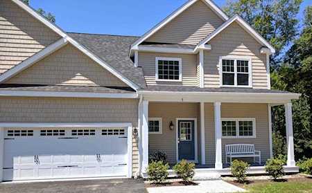 27 Stonebrook Court #13 Southborough, MA 01772