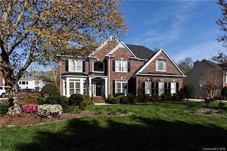 9445 St Barts Ln Huntersville, NC 28078