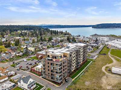 5204 N Bennett St #402 Ruston, WA 98407