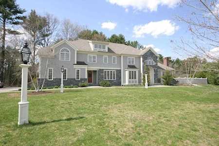 3 Knollcrest Farm Lane Sherborn, MA 01770
