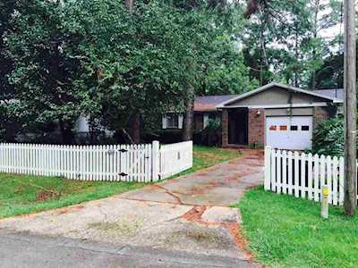 1817 Sherwood Drive Tallahassee, FL 32303