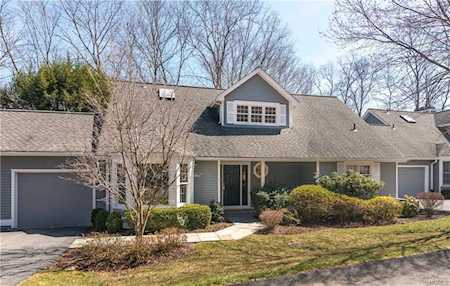 51 Old Town Crossing New Castle, NY 10549