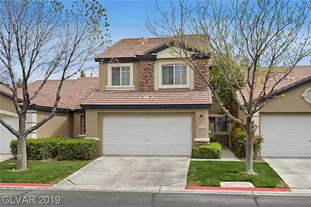 910 Majestic Oak St Las Vegas, NV 89145