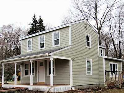56 Harrison Ave Wakefield, MA 01880