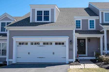 206 Fairway Dr #206 Northbridge, MA 01534