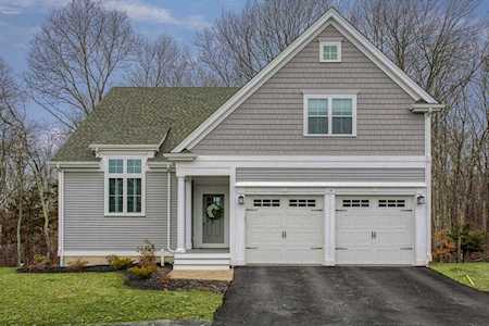 4 Steppingstone Dr. #30 Medway, MA 02053