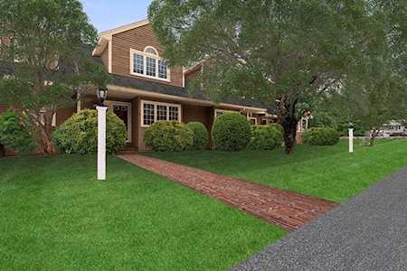 2 Leman Ln #2 Hopkinton, MA 01748