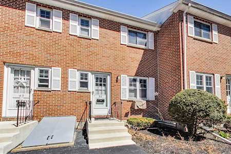 50 Emerson Gardens Rd #50 Lexington, MA 02420