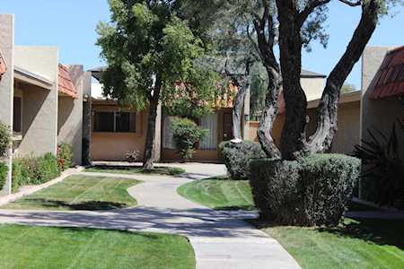 1320 E Bethany Home Road #63 Phoenix, AZ 85014
