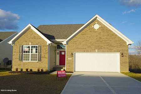 2105 Meadows Edge Ln Louisville, KY 40245