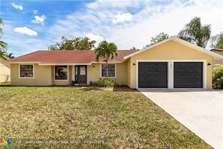 150 Viscaya Ave Royal Palm Beach, FL 33411