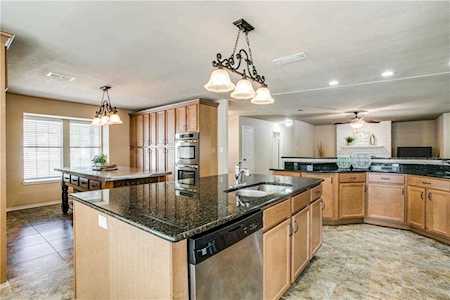 3900 Deepwood Street Colleyville, TX 76034