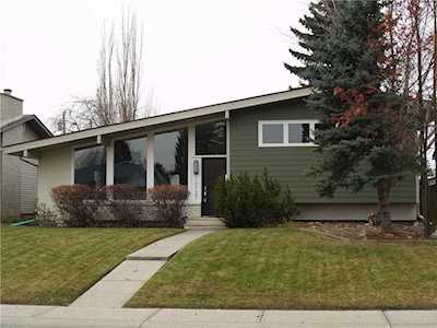 10727 Maplecrest Road SE Calgary, AB T2J 1Y1
