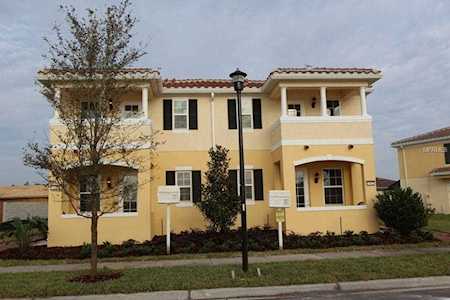 12022 Lorenza Lane #4A Orlando, FL 32827