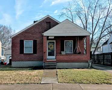 1403 Homeview Dr Louisville, KY 40215