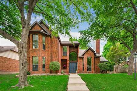 806 Fawn Valley Drive Allen, TX 75002