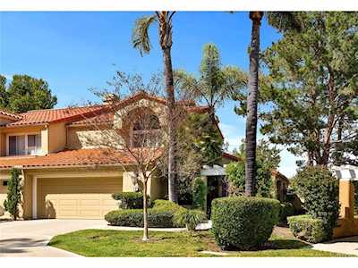 8 El Paseo #5 Irvine, CA 92612