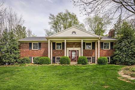 3711 Fallen Timber Dr Louisville, KY 40241